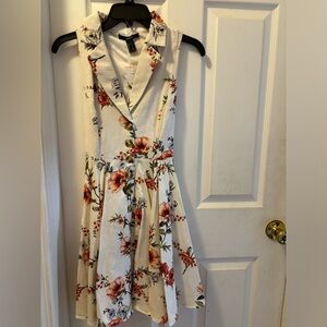Forever 21 Floral Button Down Collared Dress